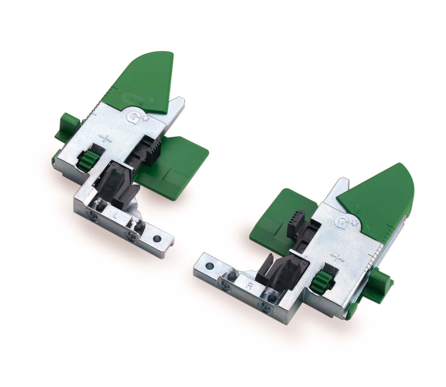 JG. FIXADOR FRONTAL P/CORRED, DYNAMOOV/PRO 2D F134